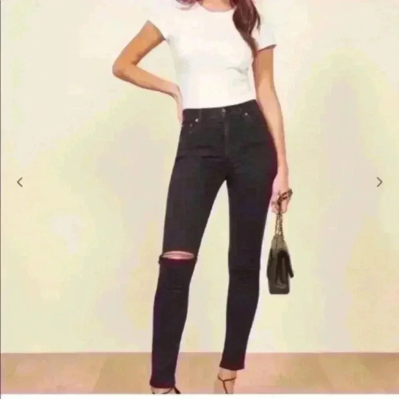 Reformation Black “high and‎ skinny” Jean in faded black destroyed Size 27 - Picture 3 of 16